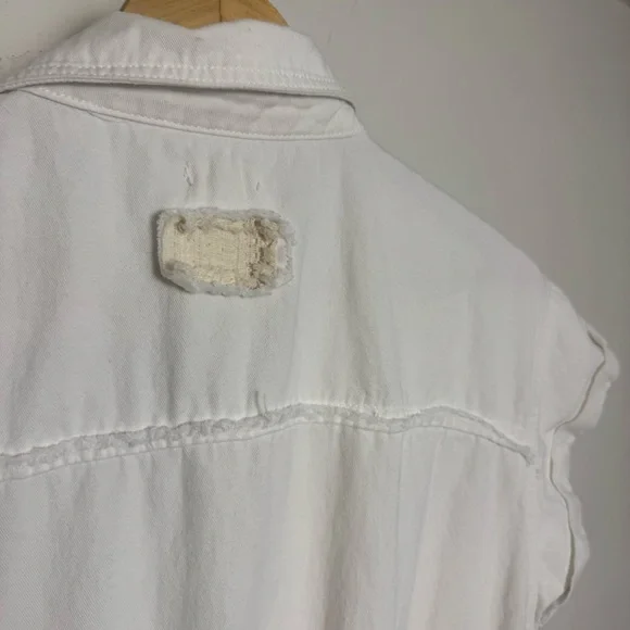 POL White Button-Up Denim Romper - Picture 4 of 10